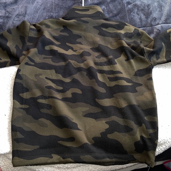 Camouflaged jacket - Picture 2 of 3